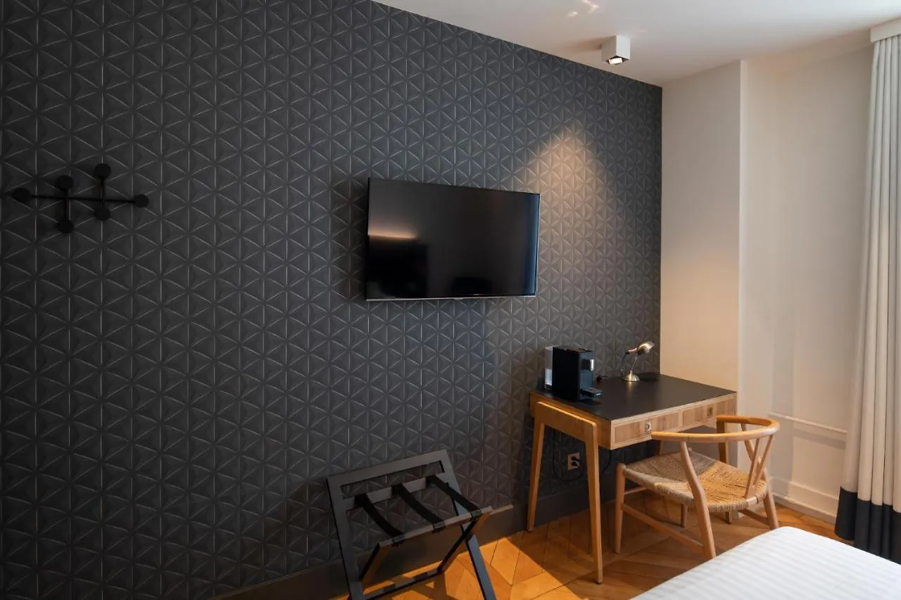 Hotel Pax Genewa 3*,