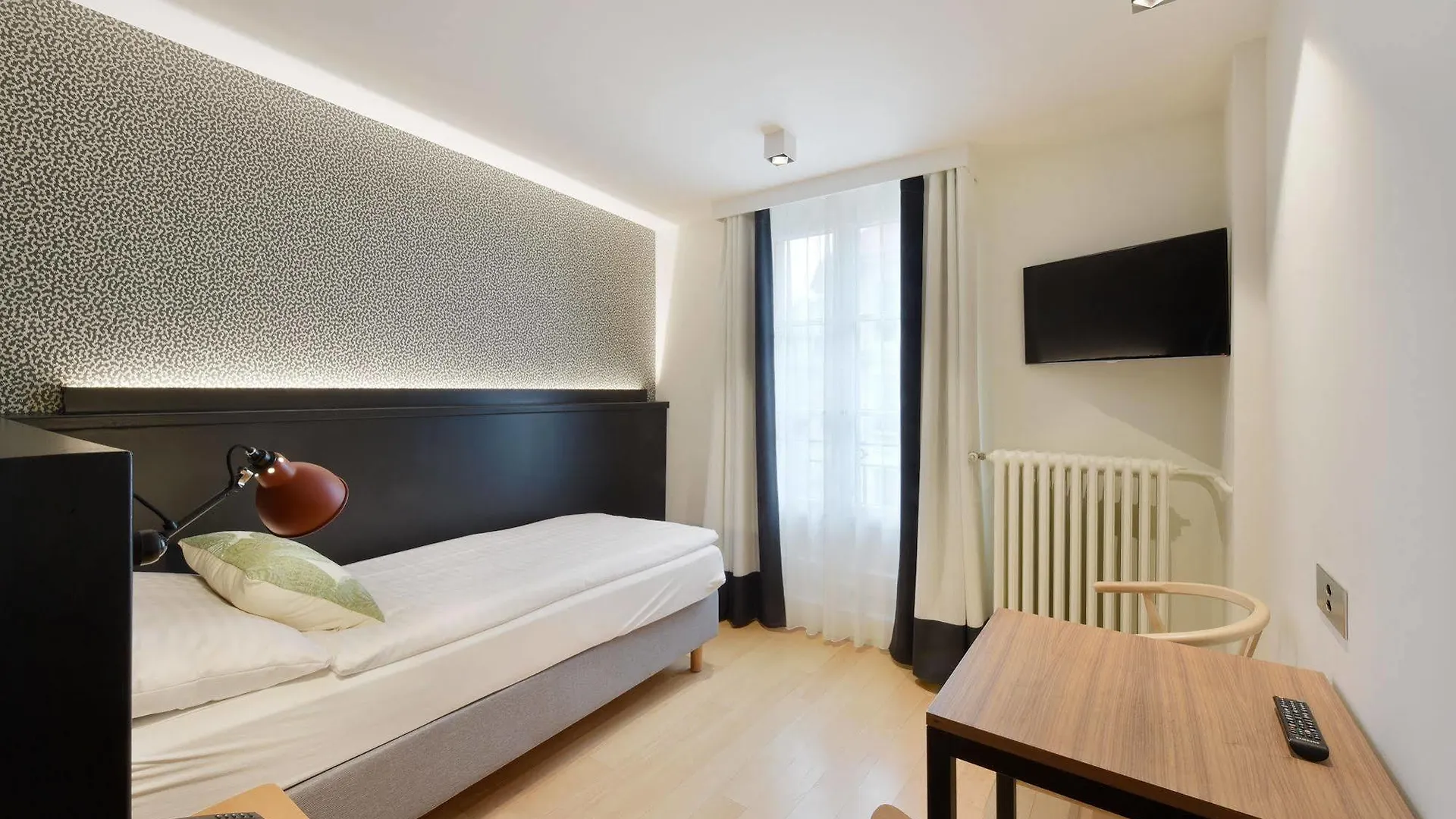 Hotel Pax Genewa Szwajcaria